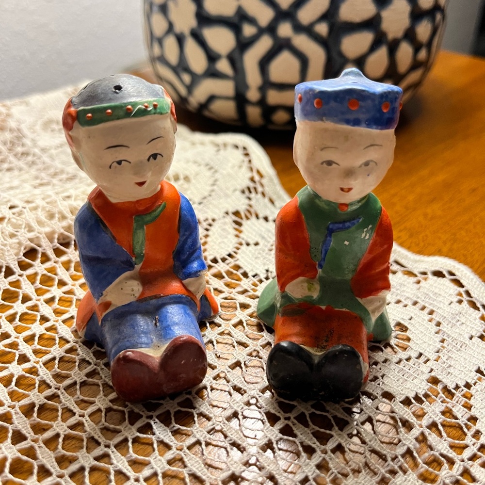 Boy/Girl Salt and Pepper Shaker Set Hand-Painted Ceramic Figurines - Multicolor